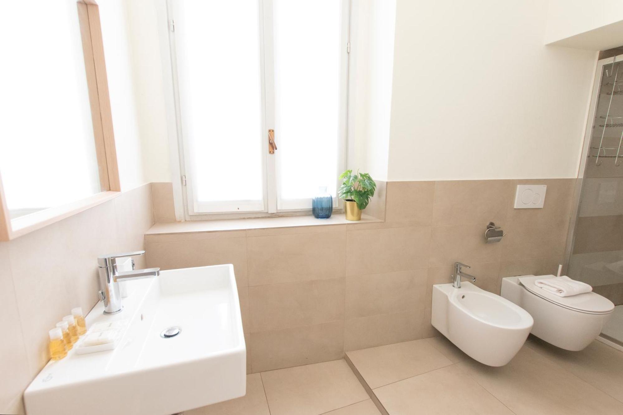 Luxury Apartment Near Duomo Italia 38 Milan Exterior photo